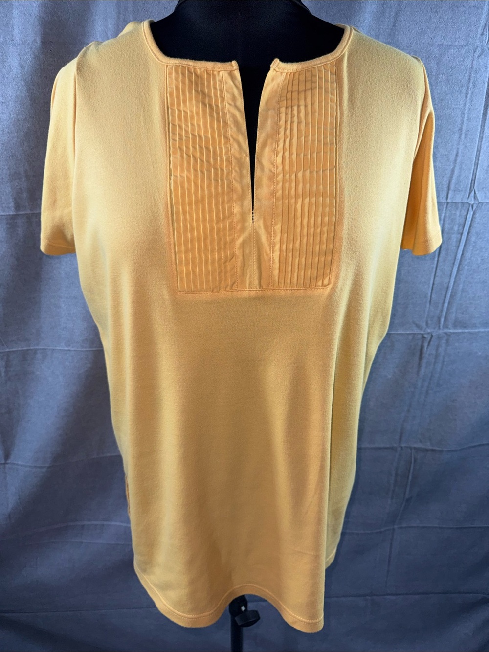 3078-Roaman's Yellow Short-Sleeve Pleated Yoke Tee
